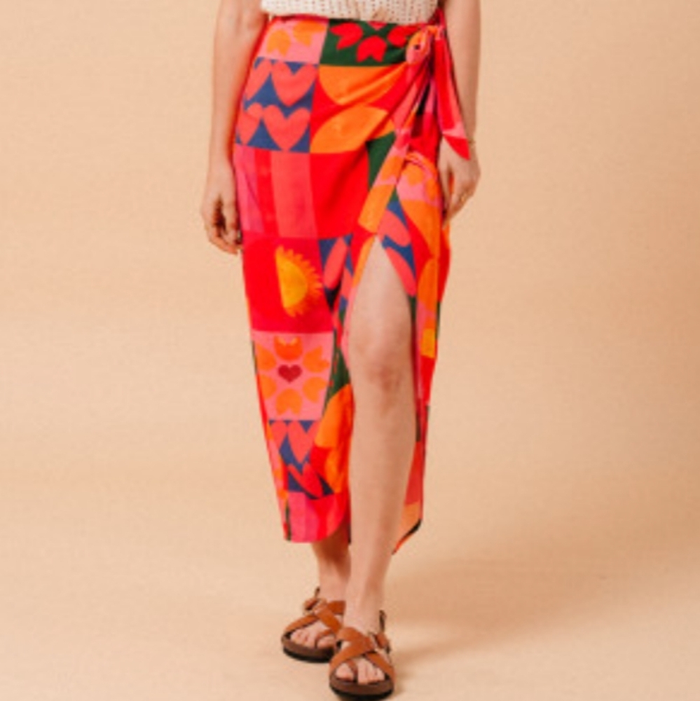 Grace & Mila printed midi wrap skirt small